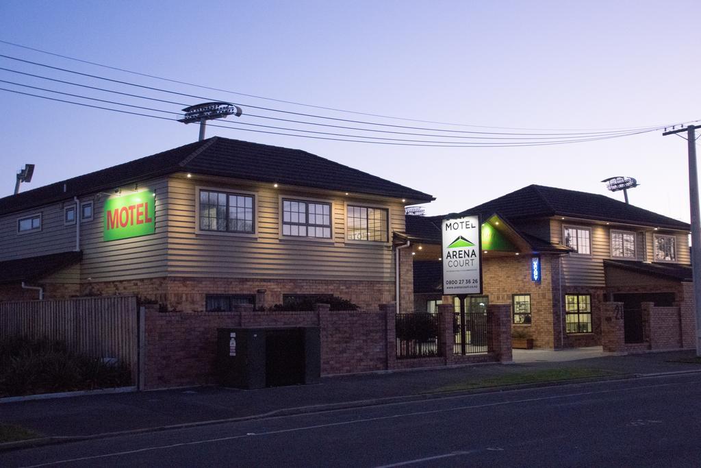 Arena Court Motel Hamilton Exteriör bild
